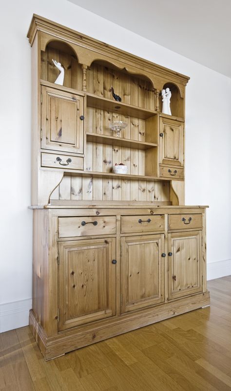 Cabinet Staining